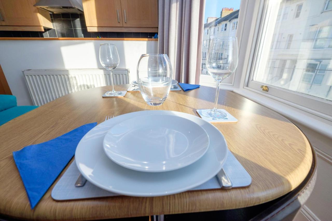 Central Garden Apartment Brighton Ngoại thất bức ảnh